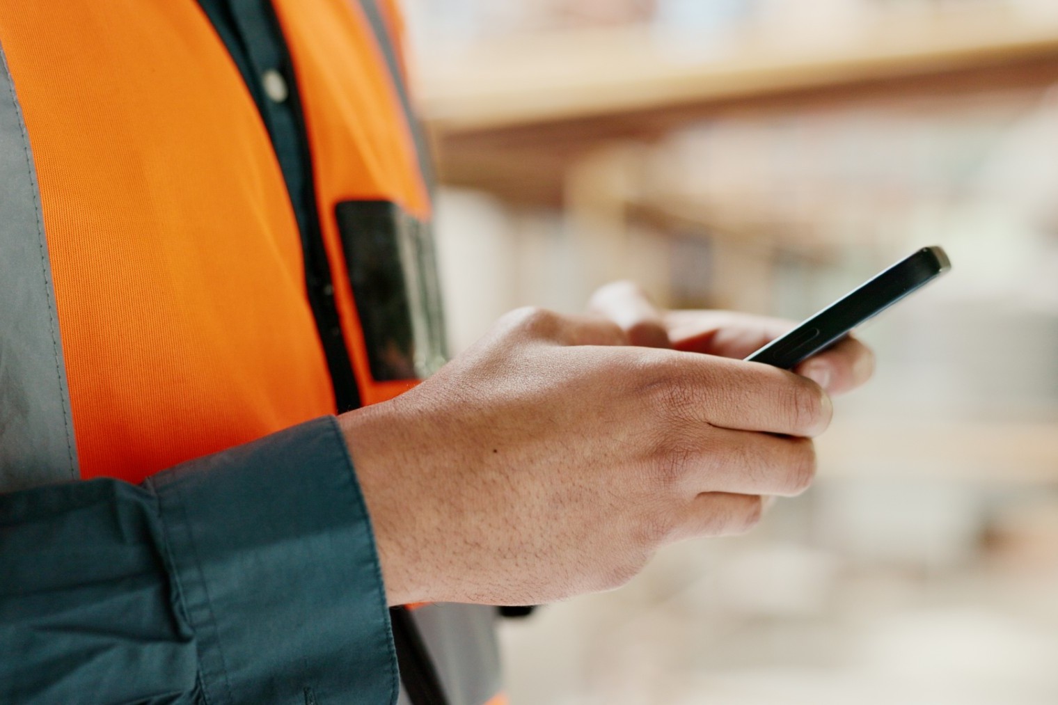 Uren verantwoorden via de app of sms in de productie